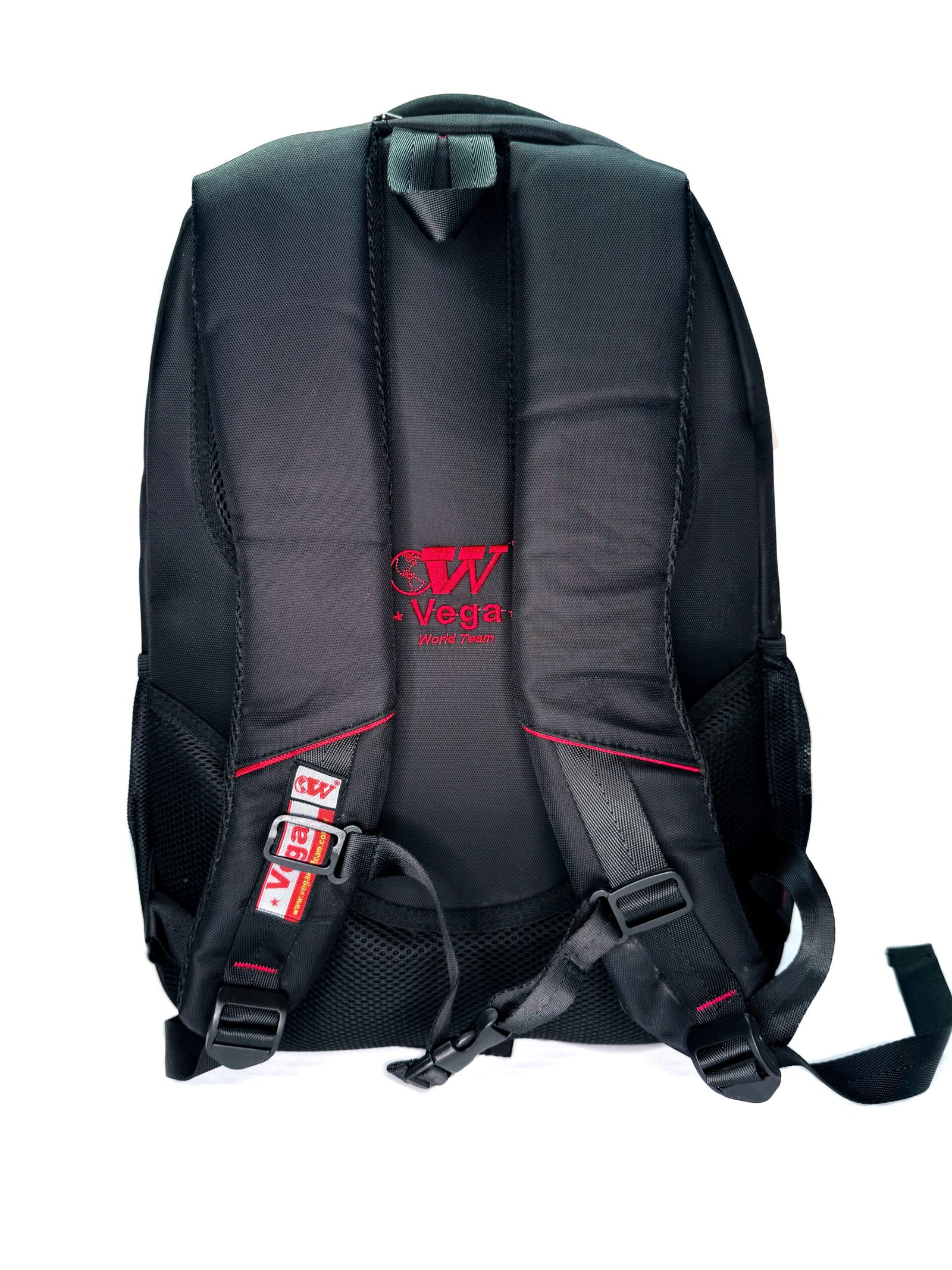 mochila vega negra para lap bordado u mochila vega negra para lap bordado u